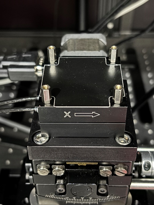 Piezo stage top surface